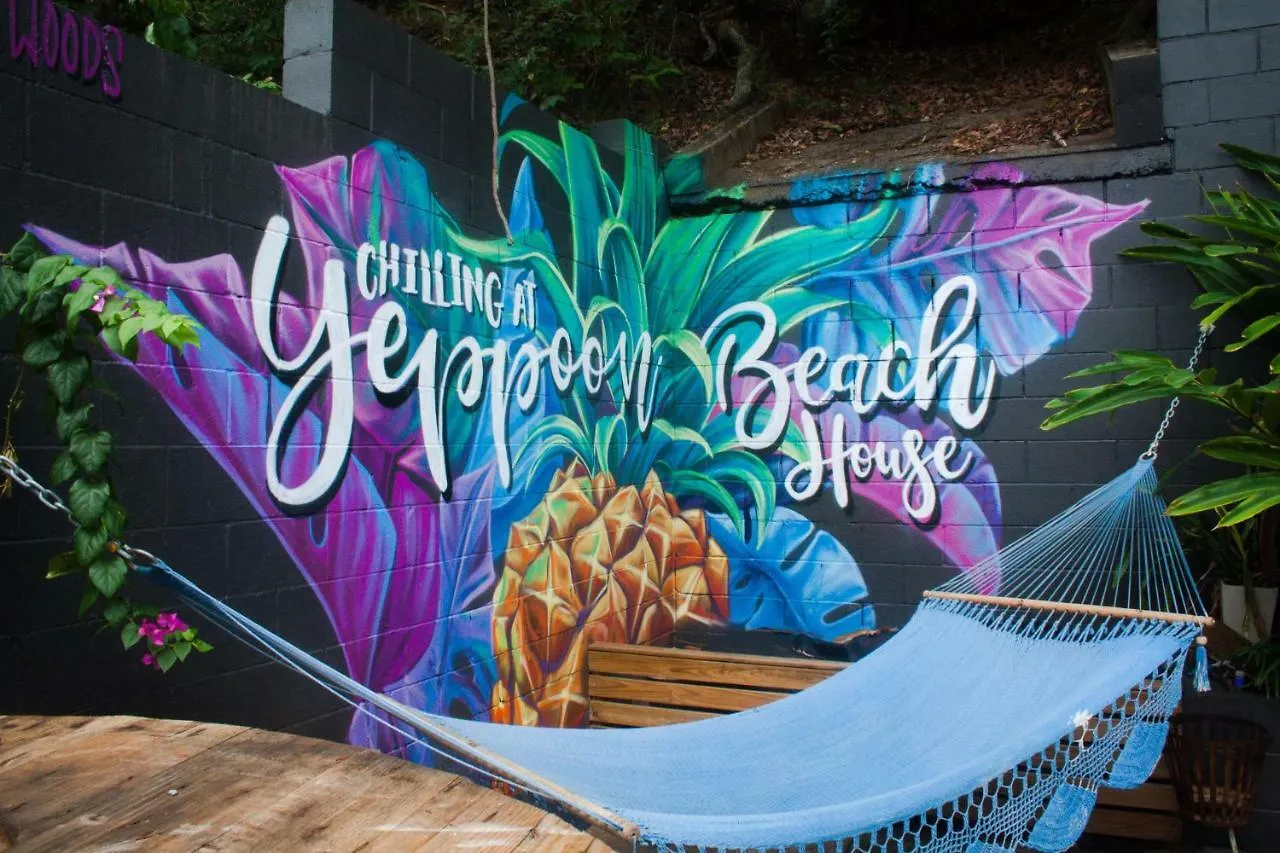 Yeppoon Beachhouse Hostel